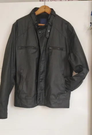 Chaqueta Negra