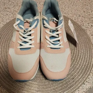 Tenis CHICO NUEVOS Talla 42