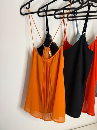 Lote 5 blusas tirantes talla S