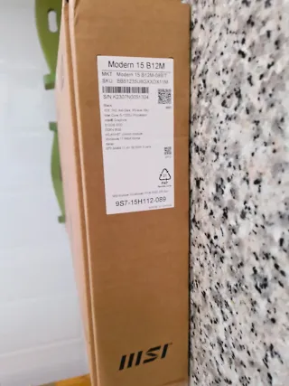 Portátil MSI Modern 15 i5-1235U