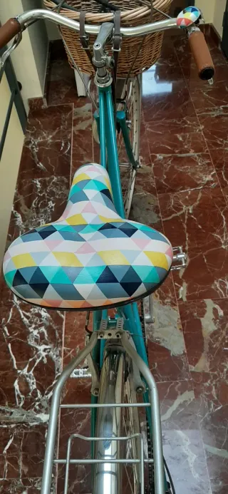 Bicicleta vintage clasica para ciudad