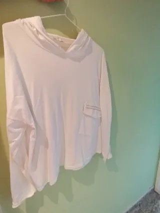Camiseta larga capucha blanca mujer