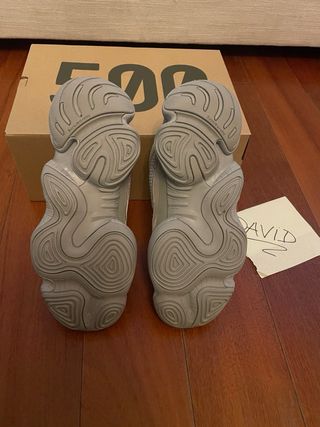 Adidas Yeezy 500 “Concrete Grey”