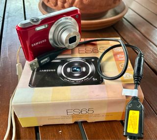 Cámara Samsung ES65 Roja