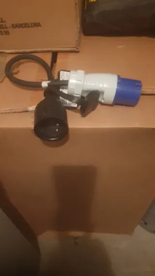 Adaptador para autocaravana
