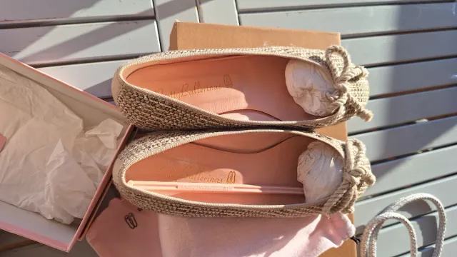 Pretty Ballerinas Bailarinas Beige y Dorado