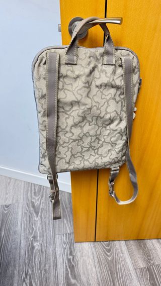 Bolso Mochila Tous Beige y Gris