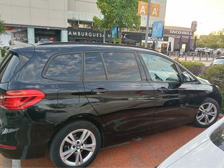 BMW 218i grand tourer