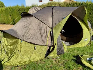 Tienda de campaña Quechua 4.2