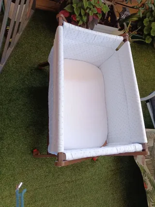 Minicuna con vestimenta