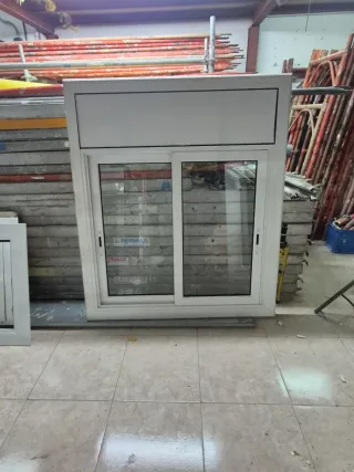 Ventana corredera aluminio blanco
1.30 ancho 154 