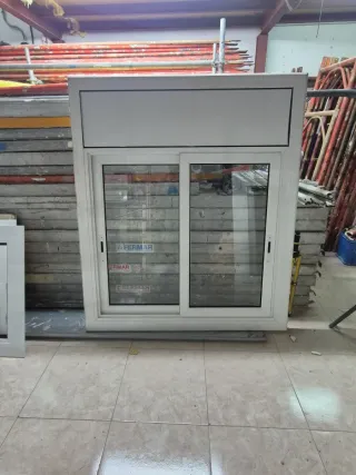 Ventana corredera aluminio blanco
1.30 ancho 154 