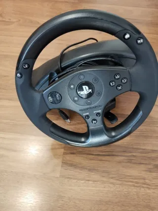 Volante Thrustmaster PS3/PS4