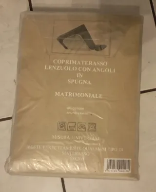 Coprimaterasso matrimoniale in spugna