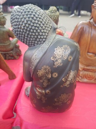 Figura Buda de Indonesia.