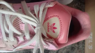 Zapatillas Adidas Falcon Rosa y Beige