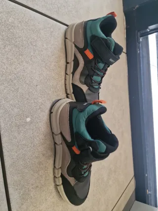 Botas Geox niño T.34