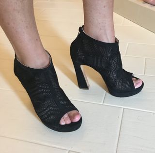 Stivaletti donna neri in pizzo