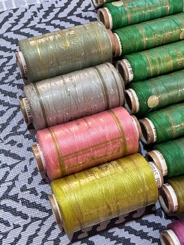 Pack de hilos de coser