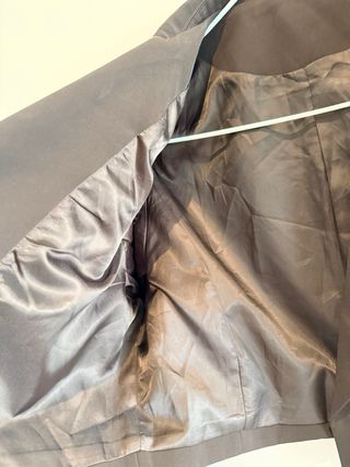 Chaqueta corta negra y Jean