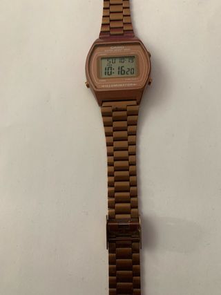 Reloj Casio B640W Marrón Dorado