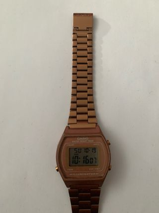 Reloj Casio B640W Marrón Dorado