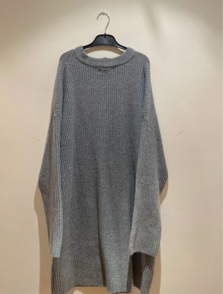 Vestido Bershka gris oversize punto canalé