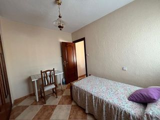 Piso en alquiler en Camino de Ronda - Rosaleda en Granada