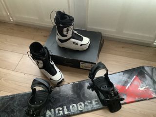 Tabla Snowboard con Fijaciones y Botas Talla 9