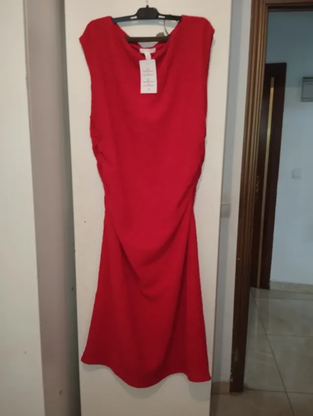 Vestido rojo H&M sin estrenar