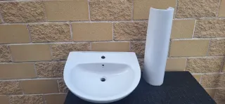 2 LAVABOS CON PIE GALA