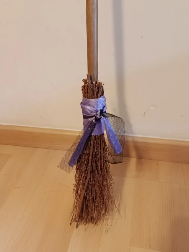 Escoba Bruja Halloween 1,2 m