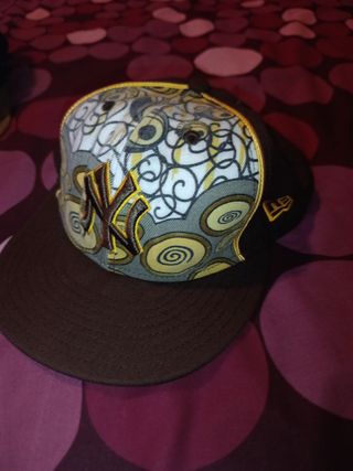 Gorra New Era NY Multicolor Marrón