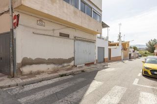 Local comercial en venta en Maracena
