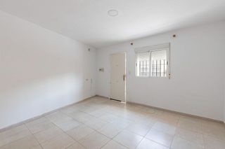 Local comercial en venta en Maracena