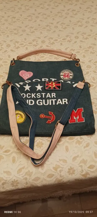 Bolso Denim con Parches Rockstar