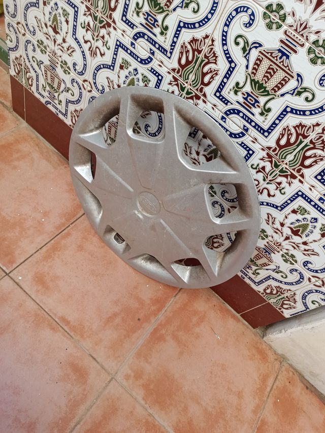 Tapacubos Ford 16''