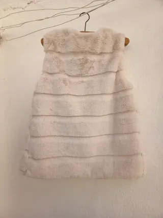 Chaleco niña de  8 a 9 años de terciopelo