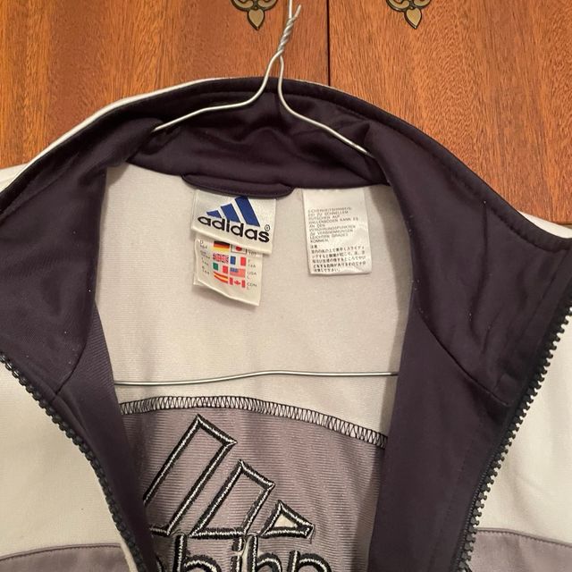 Sudadera Adidas Vintage Blanca y Negra oferta