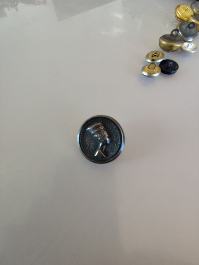 Lote 7 botones militares antiguos