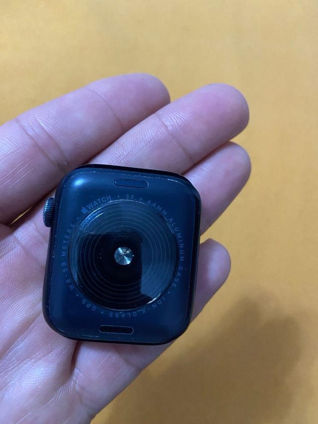 Apple Watch SE Space Gray