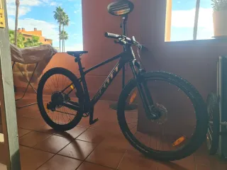 Bicicleta Scott Scale 940 M Carbono 2025