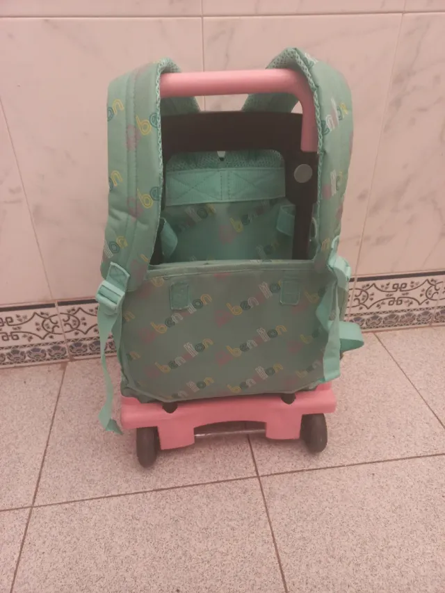 Mochila Benetton con carrito Safta