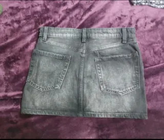 Conjunto Mini falda denim y sudadera casual