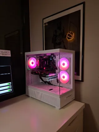 PC Gamer Blanco Ryzen 5 5500 + GTX 6600XT 