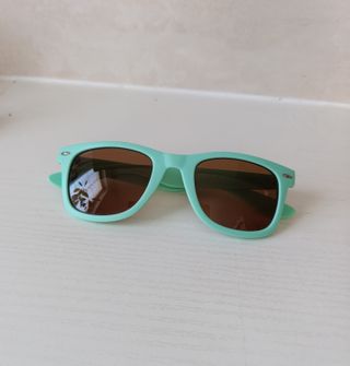 Occhiali da sole verdi