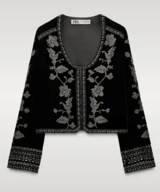 Chaqueta Zara Terciopelo Negra Bordada 