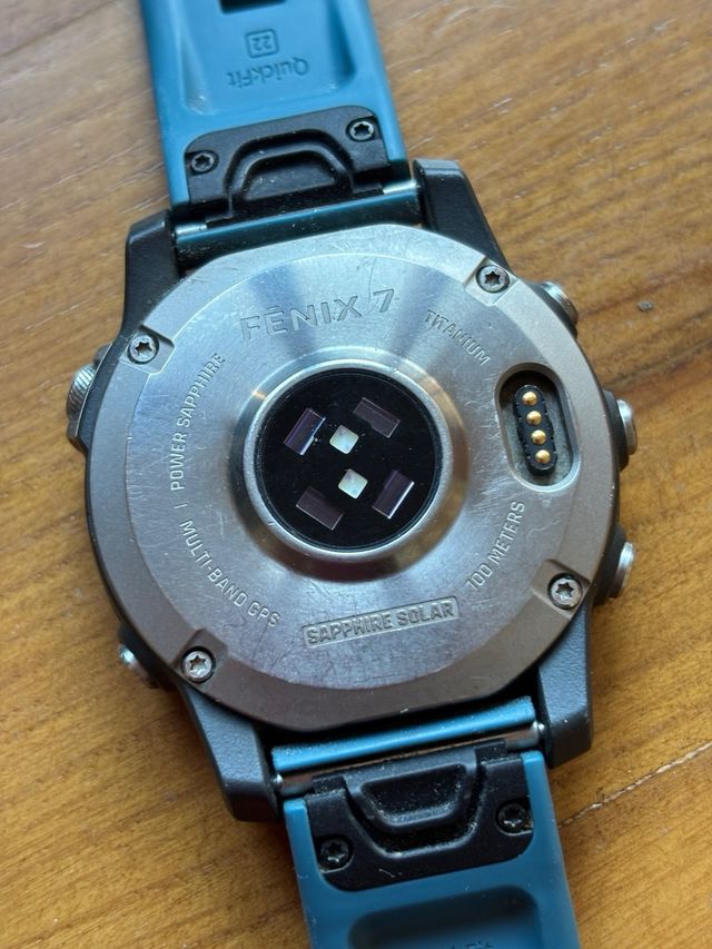 Reloj Garmin Fenix 7 Sapphire Solar Titanio