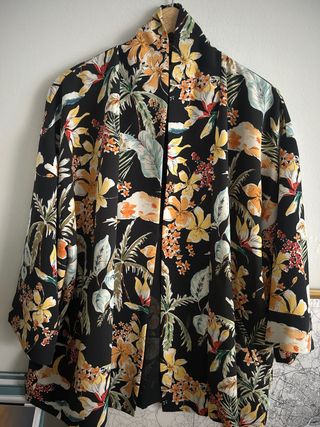 Kimono Zara Estampado Talla S-M
