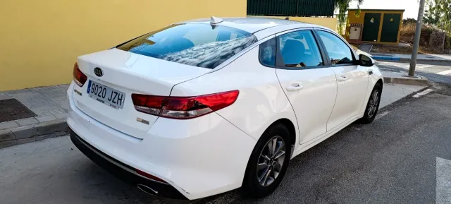 KIA Optima 2017